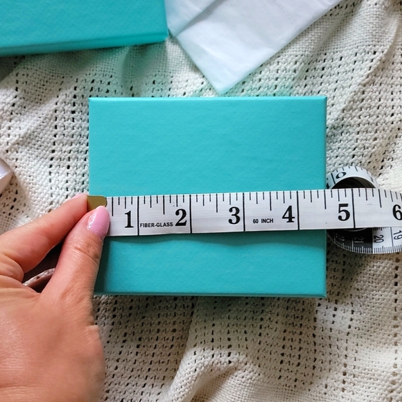 Tiffany & Co Accessory Gift Box w card, brand wrapping paper, shopping paper - Picture 6 of 8